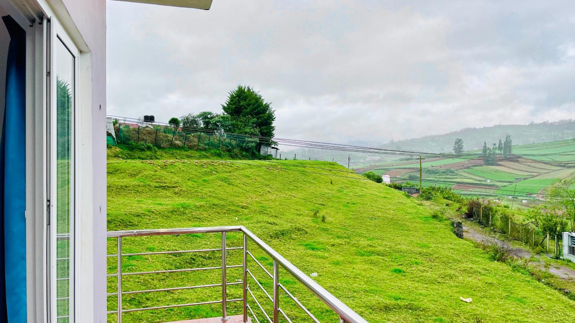 Homestay Away From - 6 - In Ooty, *