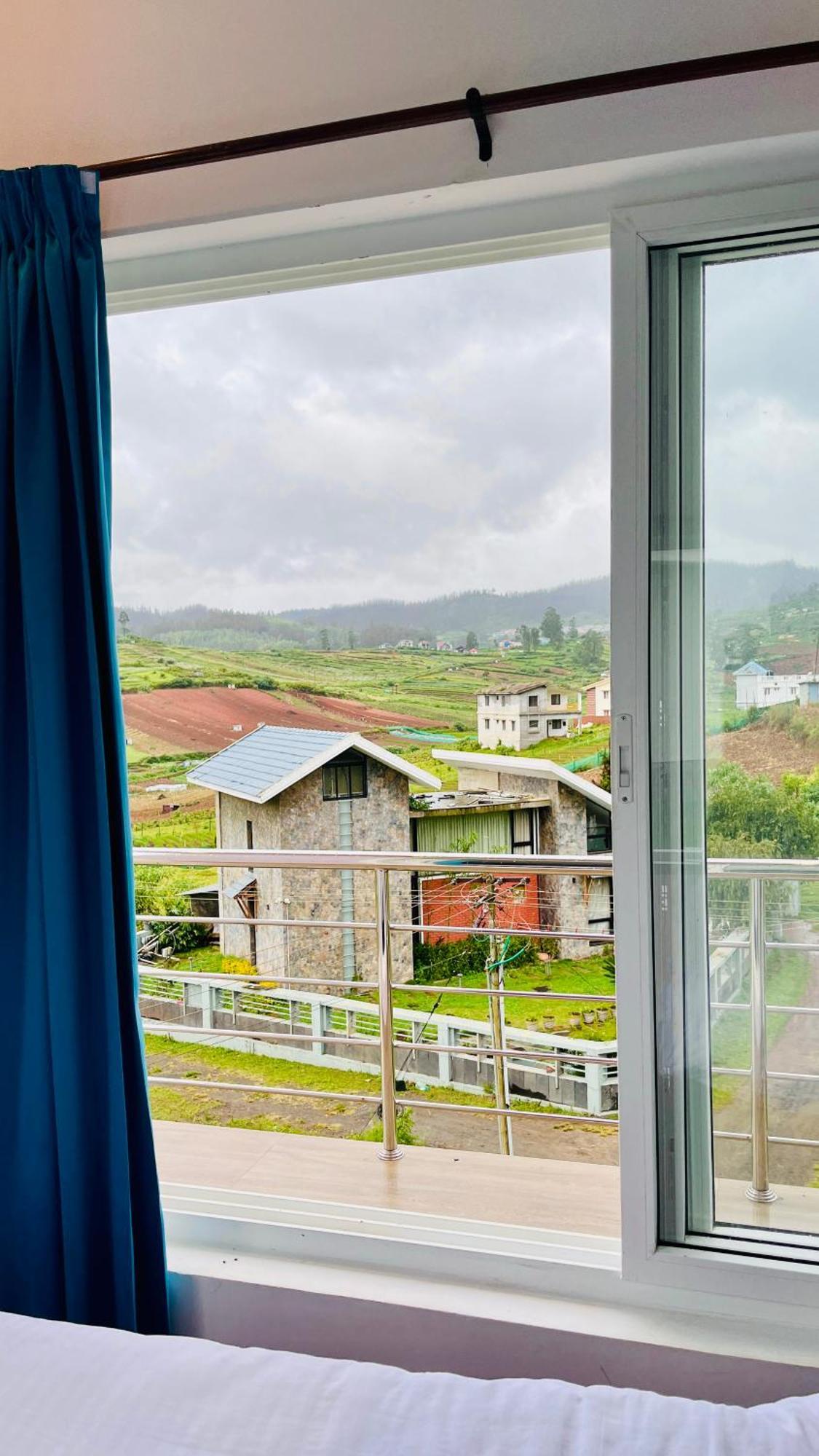 Homestay Away From - 6 - In Ooty, Ooty