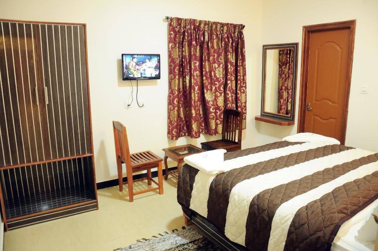 Sam Holidays Ooty