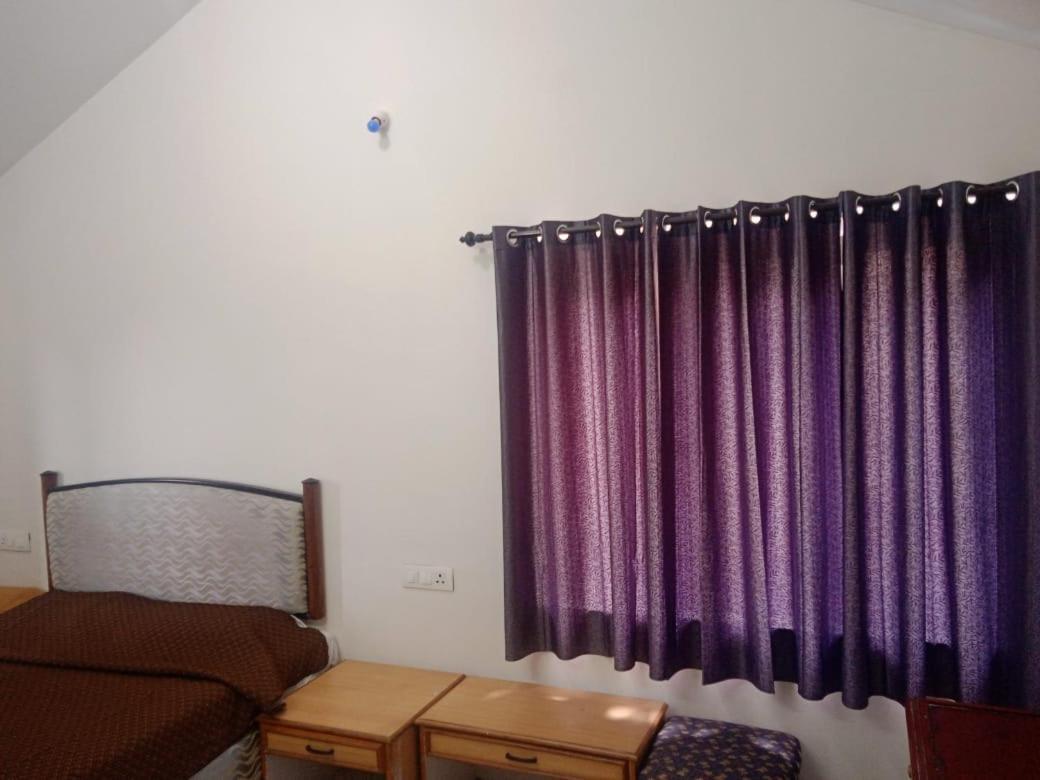 Blue Mountain Thalayathimund Villa Ooty