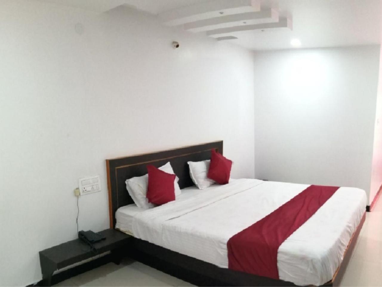 The Travellers Nest 3* Ooty