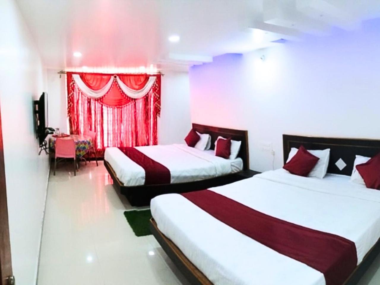 The Travellers Nest 3* Ooty