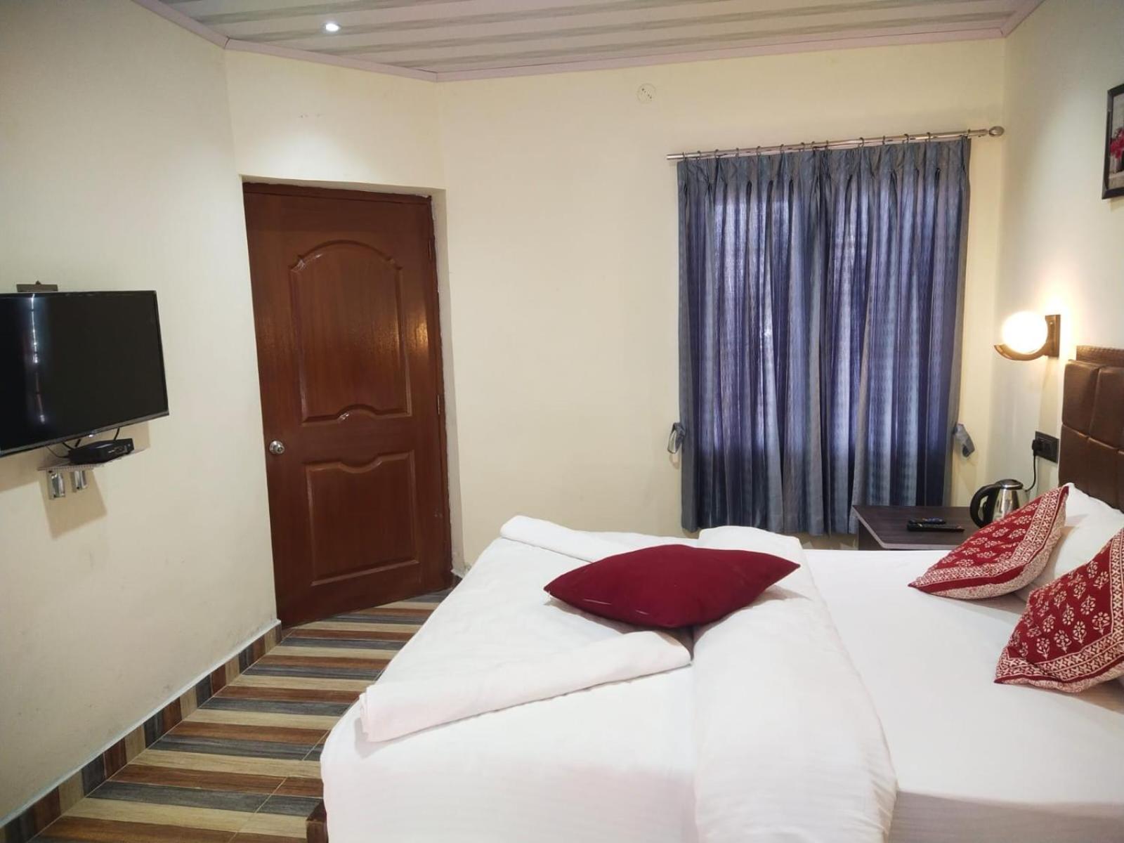Hotel Blossom Spring