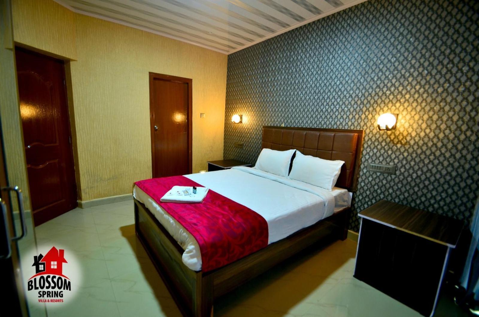 Hotel Blossom Spring