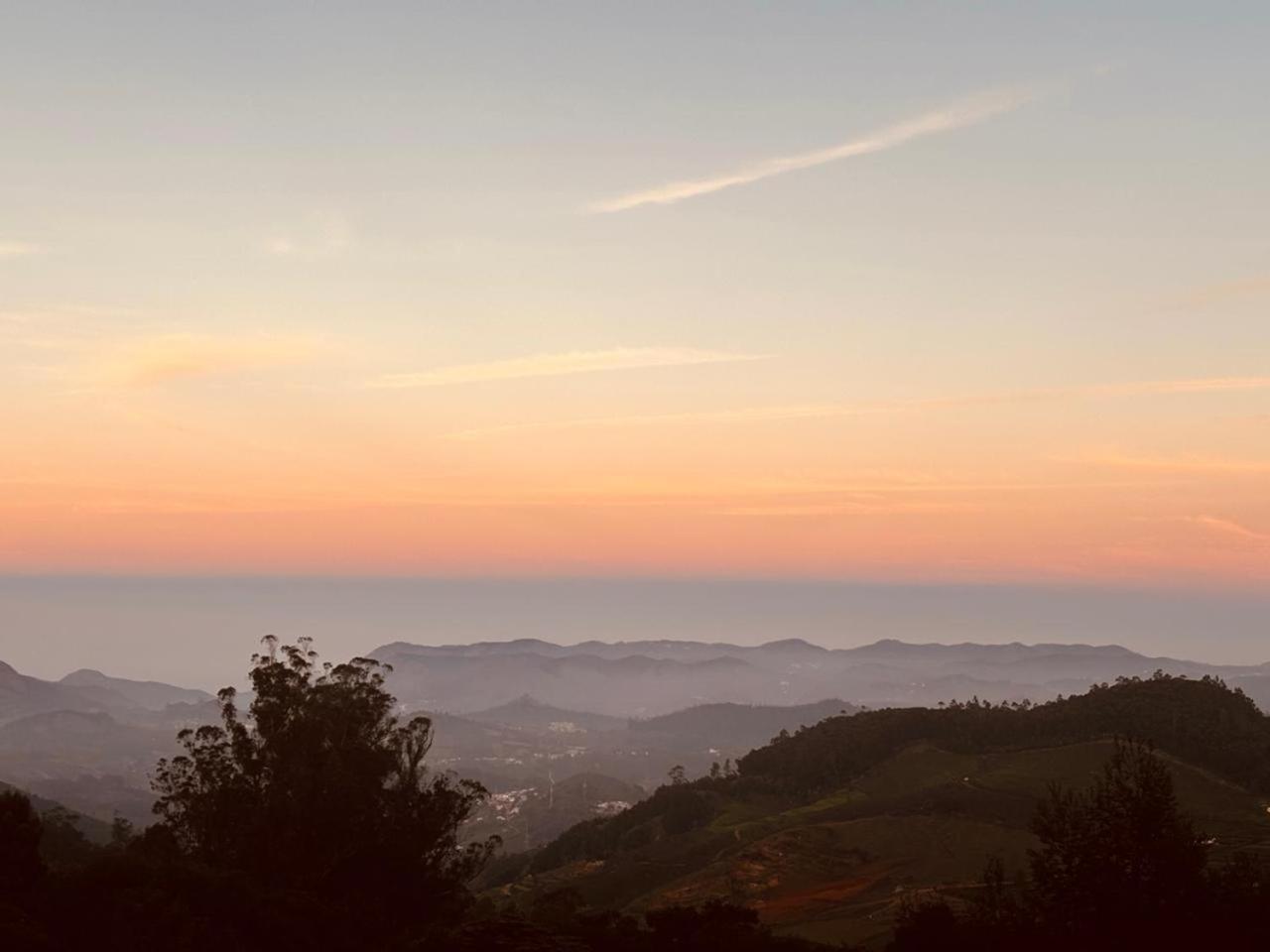 Hotel Vista Sunrise View Ooty