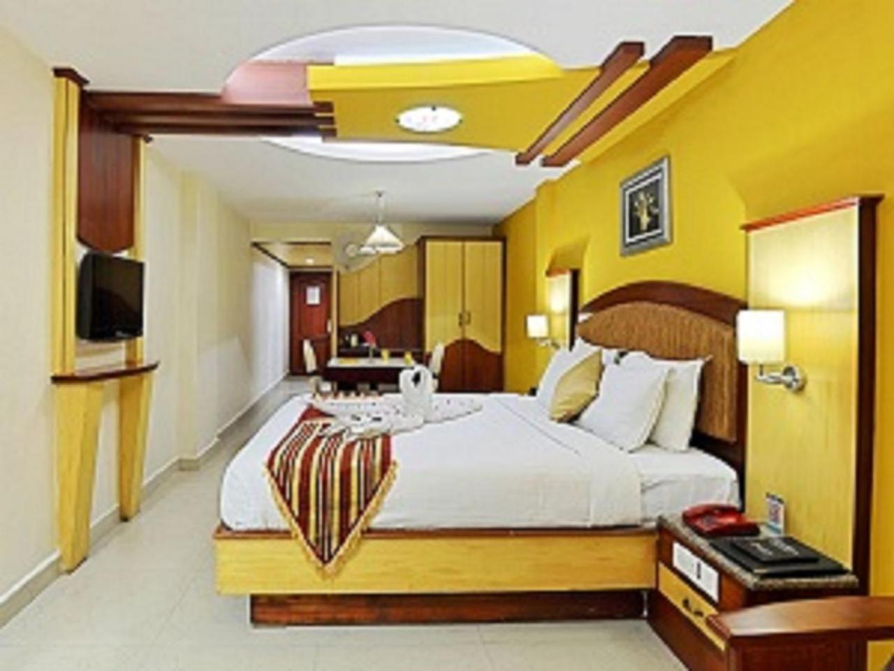 Hotel Ponmariresidency