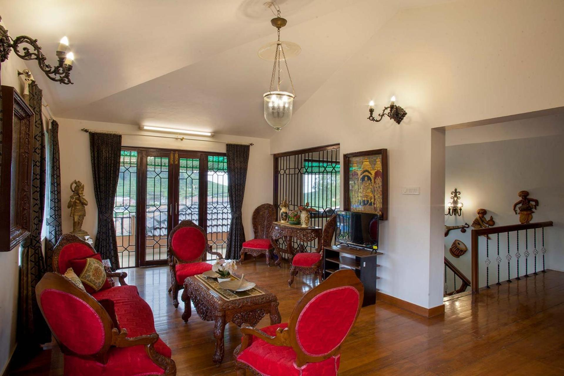 Villa Away From - 2 - Ooty, Entire 4bhk