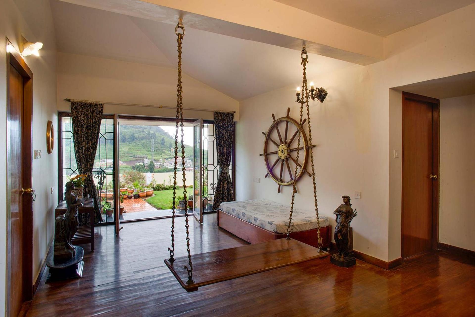 Away From - 2 - Ooty, Entire 4bhk *