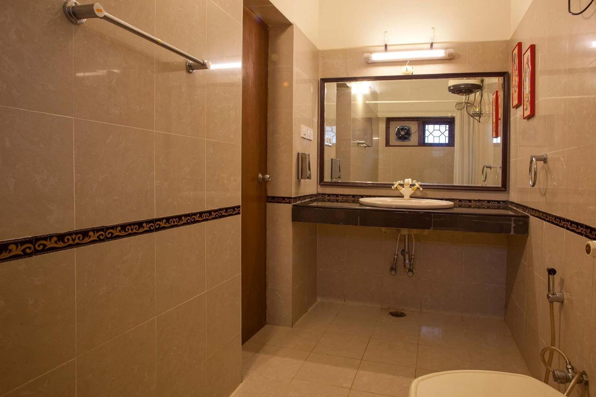Away From - 2 - Ooty, Entire 4bhk