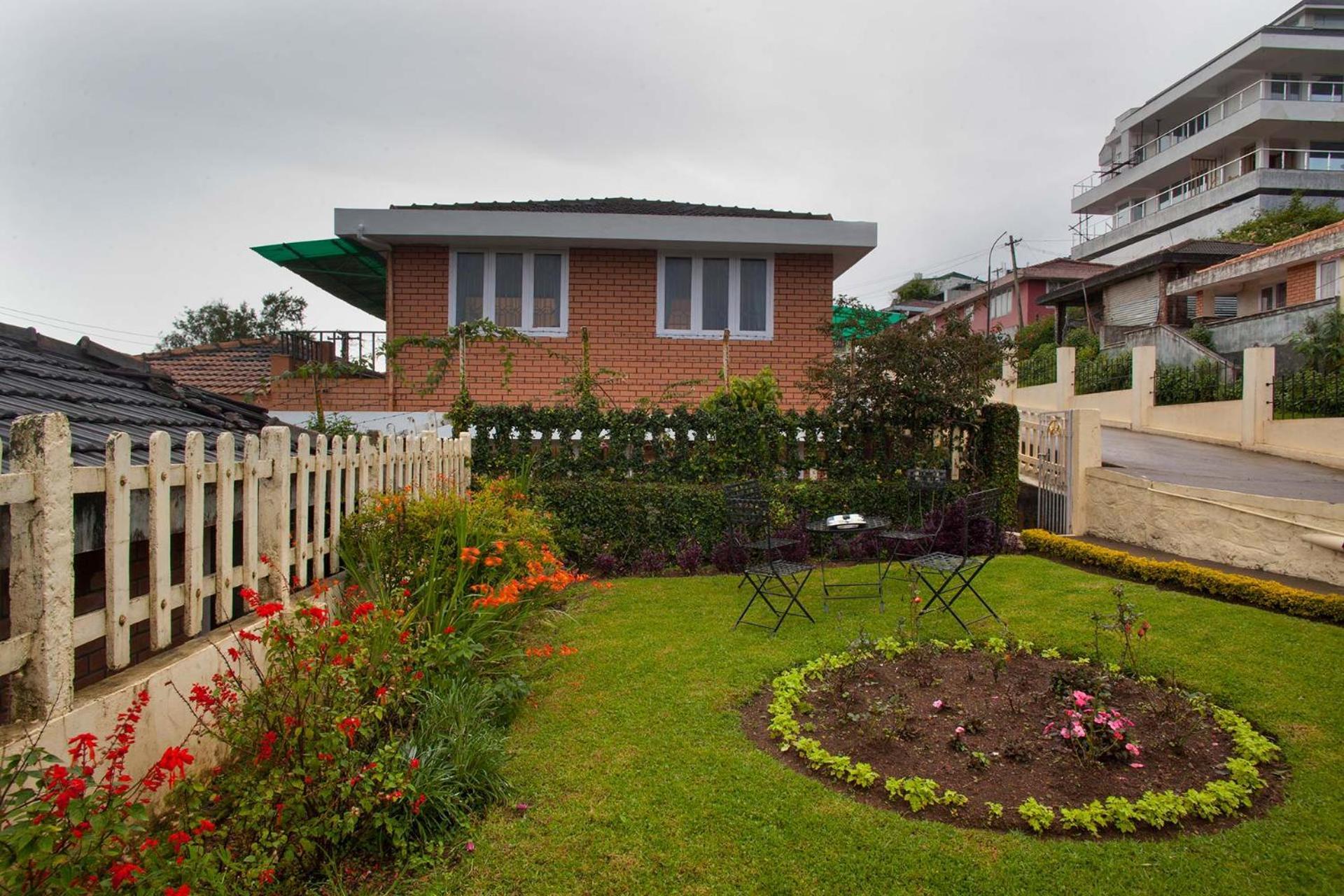 Away From - 2 - Ooty, Entire 4bhk Villa Ooty