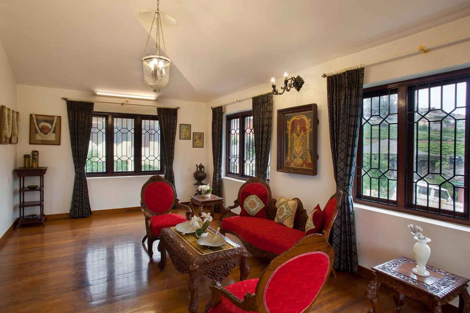 Away From - 2 - Ooty, Entire 4bhk Villa