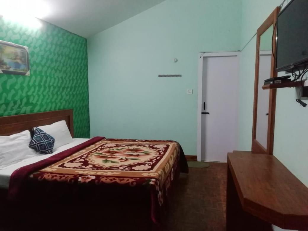Hotel Queenhill Residency Ooty