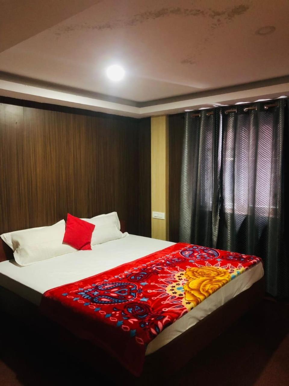 Apartment Mananyaa Residency Ooty