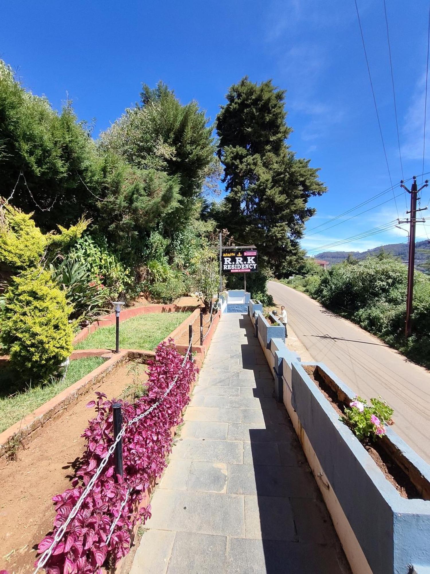 R R K Residency * Ooty
