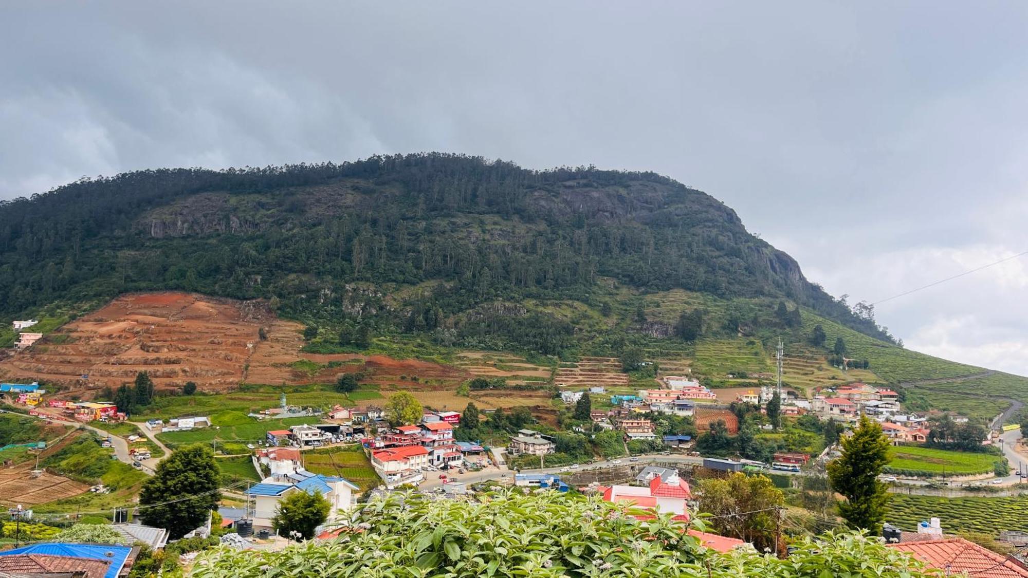 Holiday home Away From - 4 - Ooty, Entire 3bhk Ooty