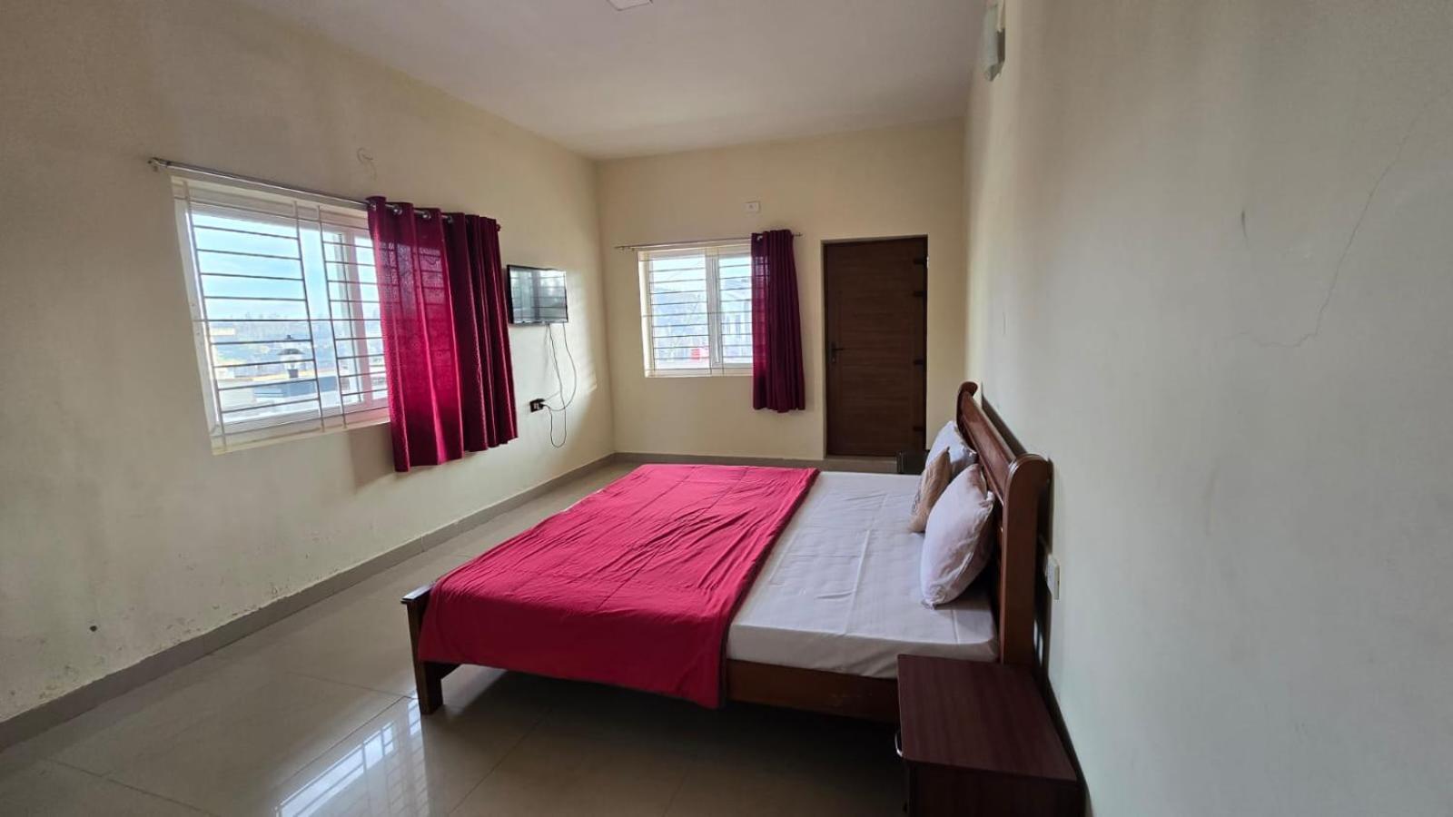 Homestay Hill *