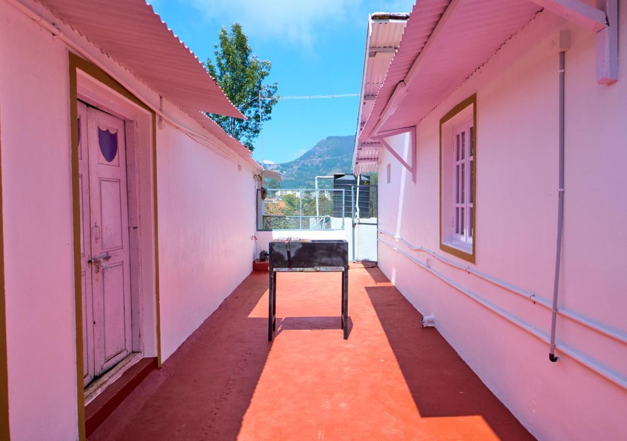 Farm stay Silver Dale Tea Estate By Voye Homes *