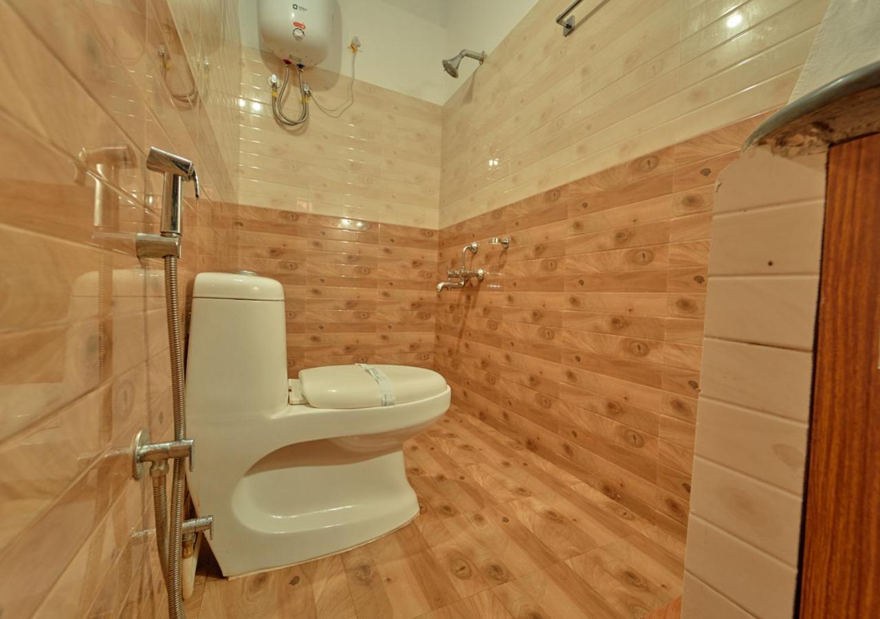 Silver Dale Tea Estate By Voye Homes *