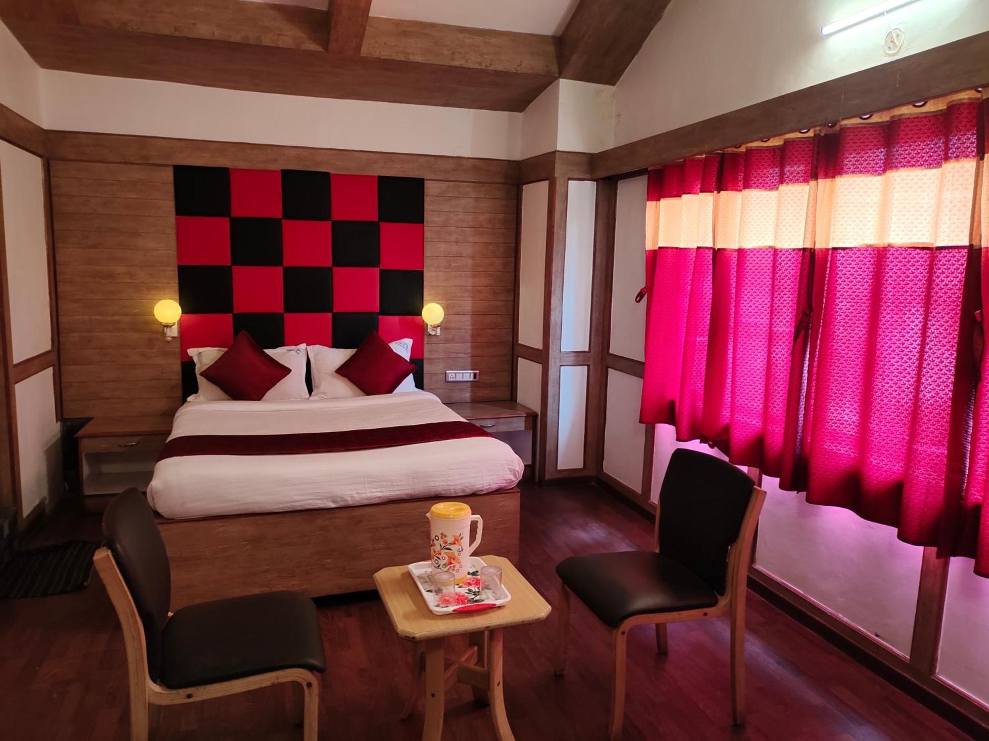 Hotel Cloudsbay Ooty