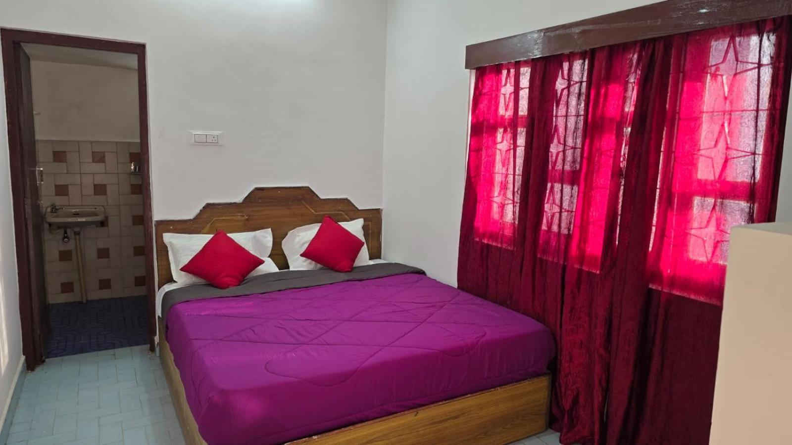 Misty Meadows Guest house Ooty
