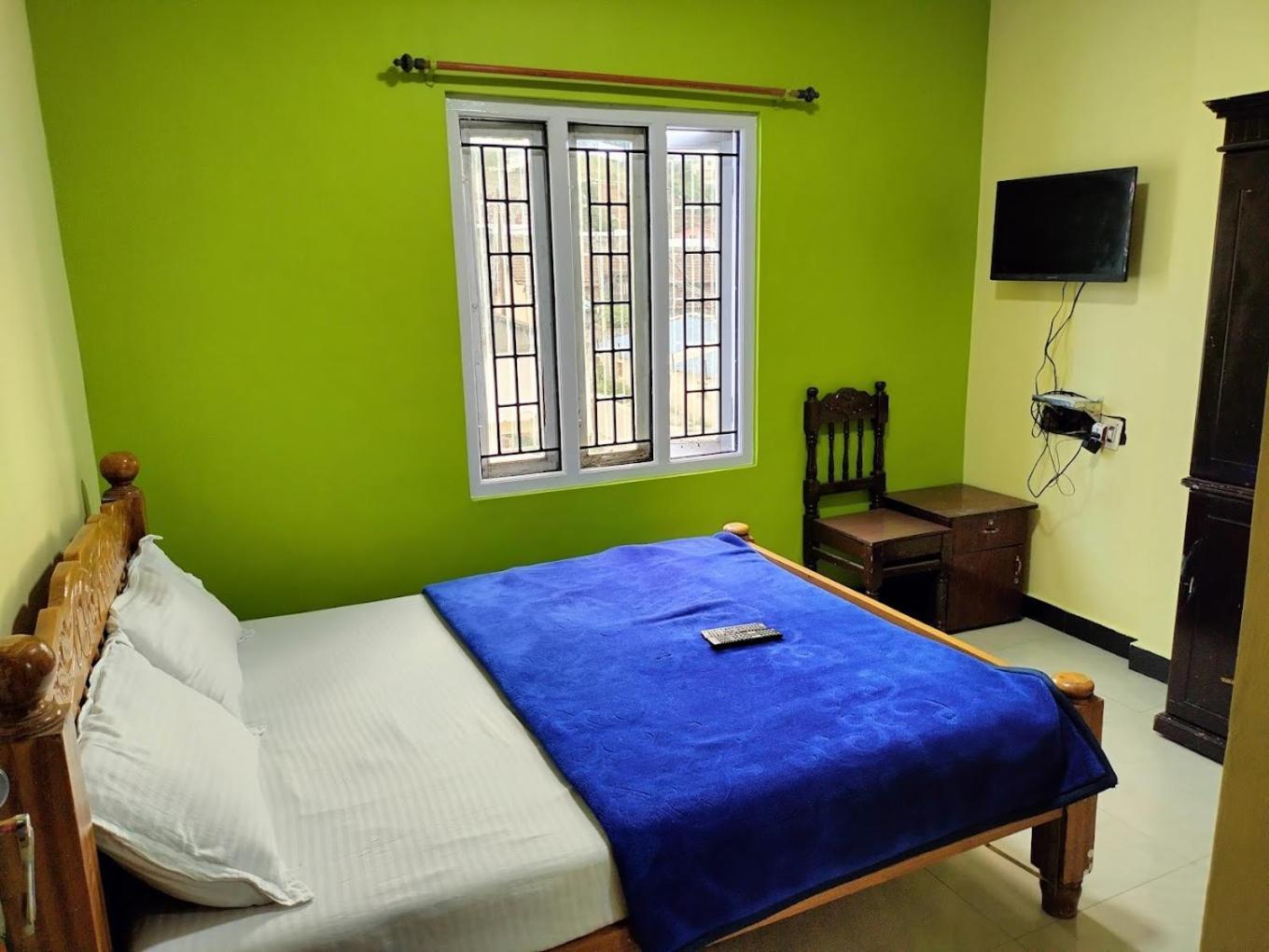 Hotel Aadhi Ooty