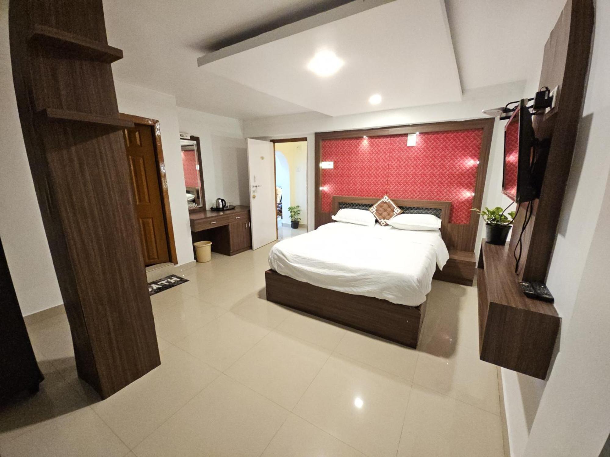 Rrk Residency Guest house *