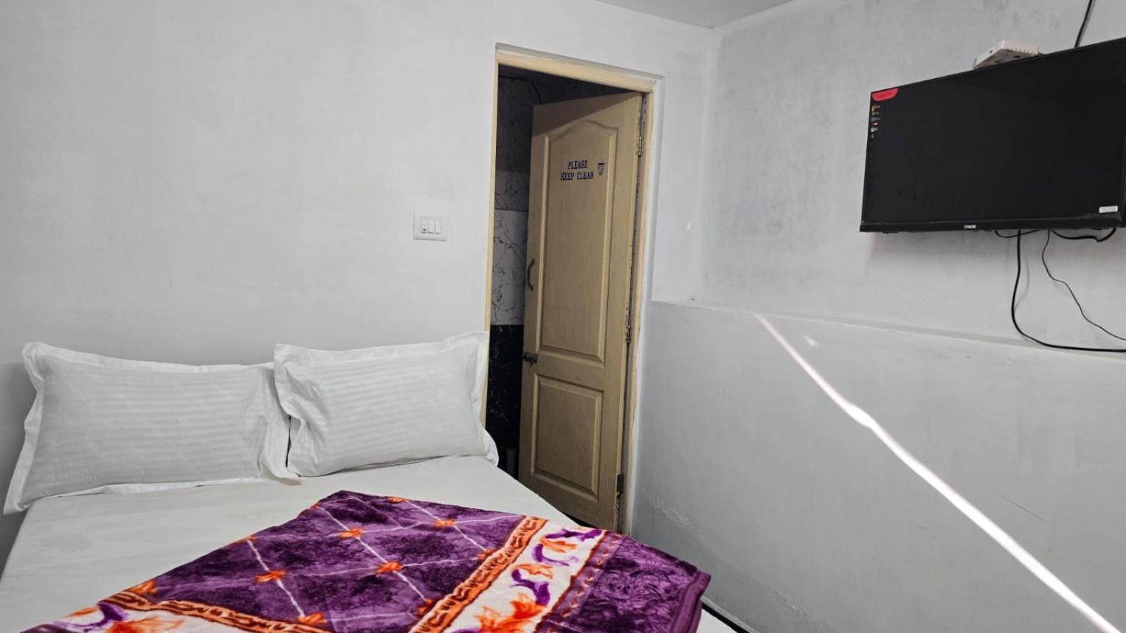 Misty Meadows Guest house *