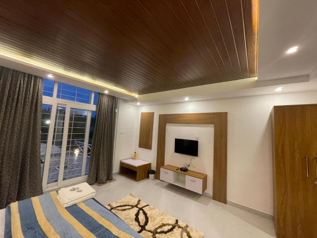 Homestay Orchard Valley View *