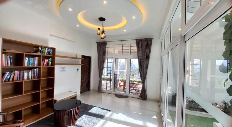 Orchard Valley View * Ooty