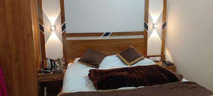 Hotel Sviksha 3*