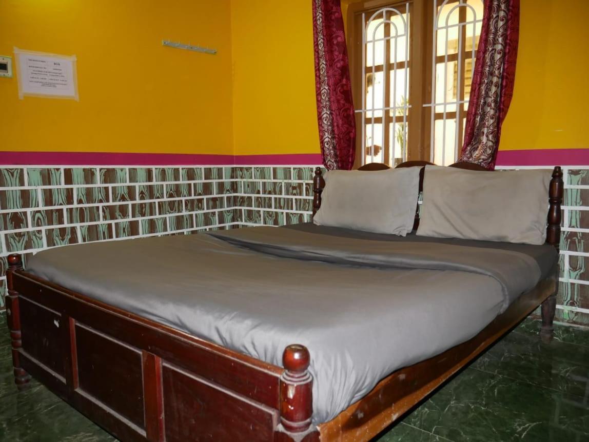 Homestay Cat Ooty
