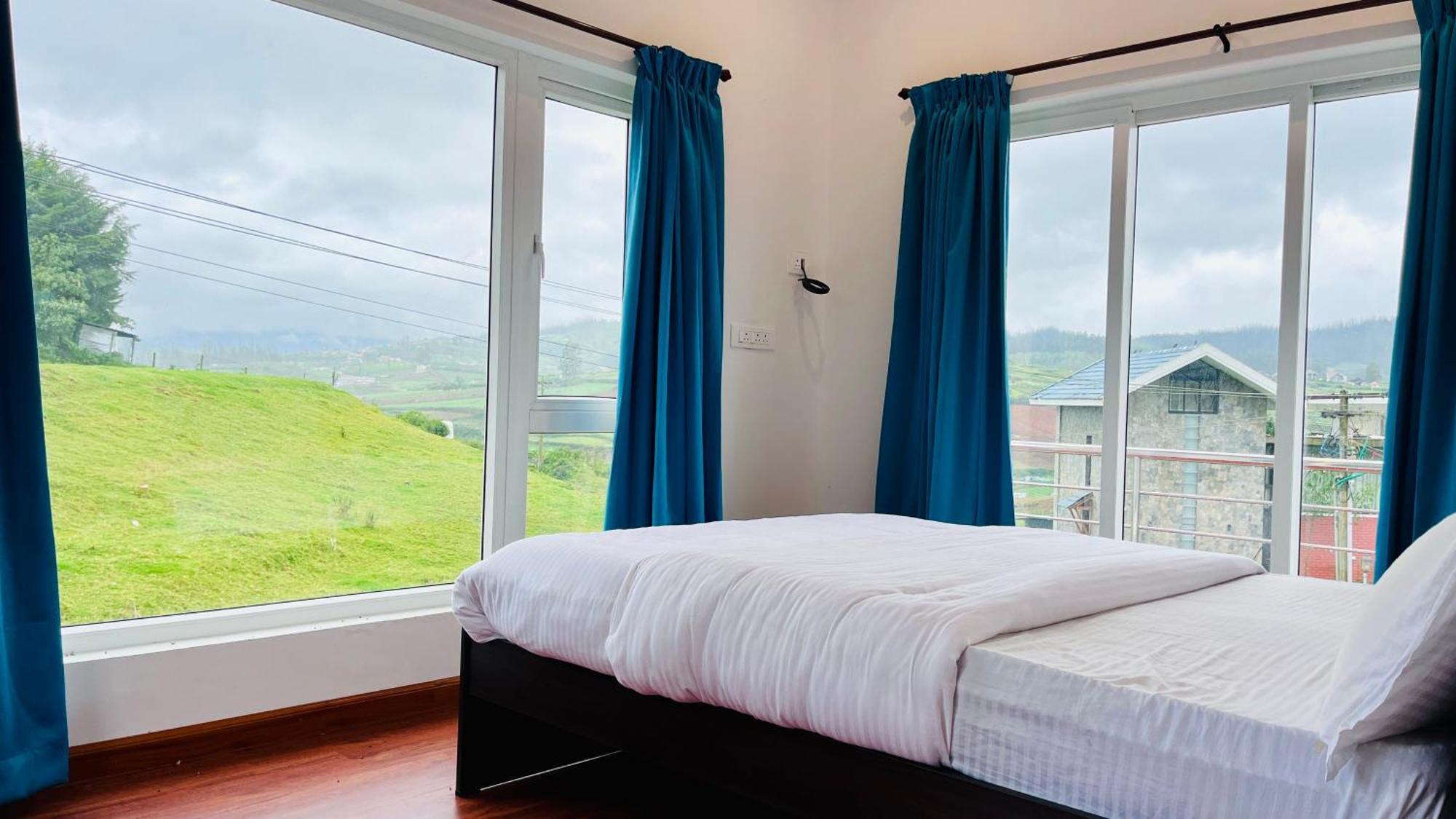 Away From - 6 - Ooty, Entire 3bhk Villa