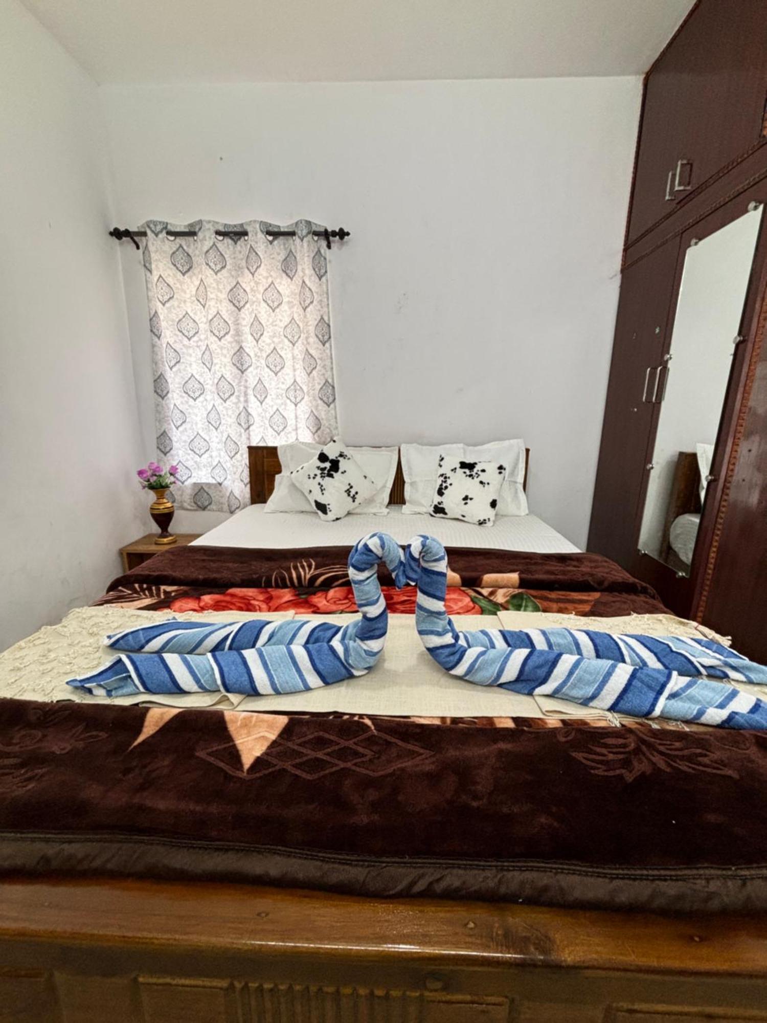 Crown Crest Homestay