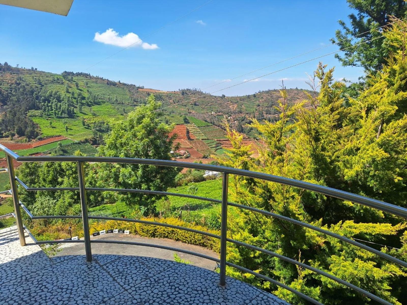 Heavens Hill View By Lexstays *