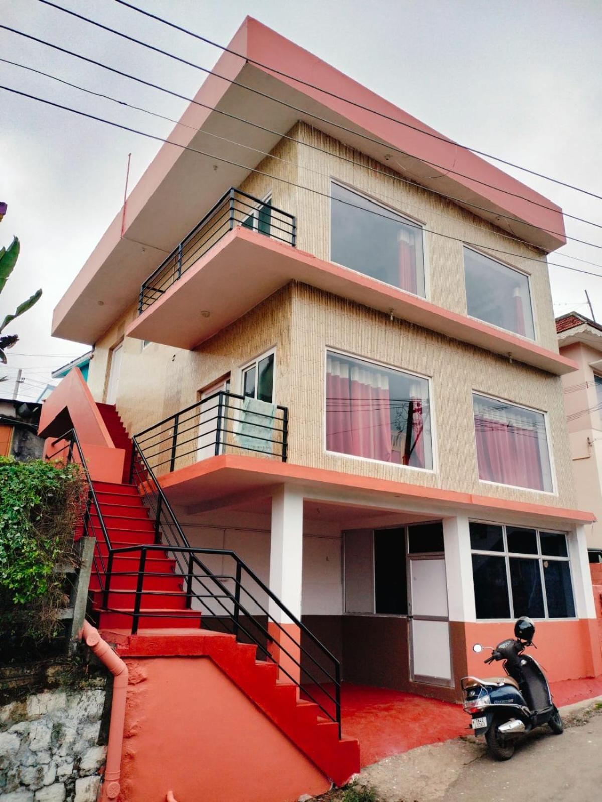 Peace Ark Hill View Homestay