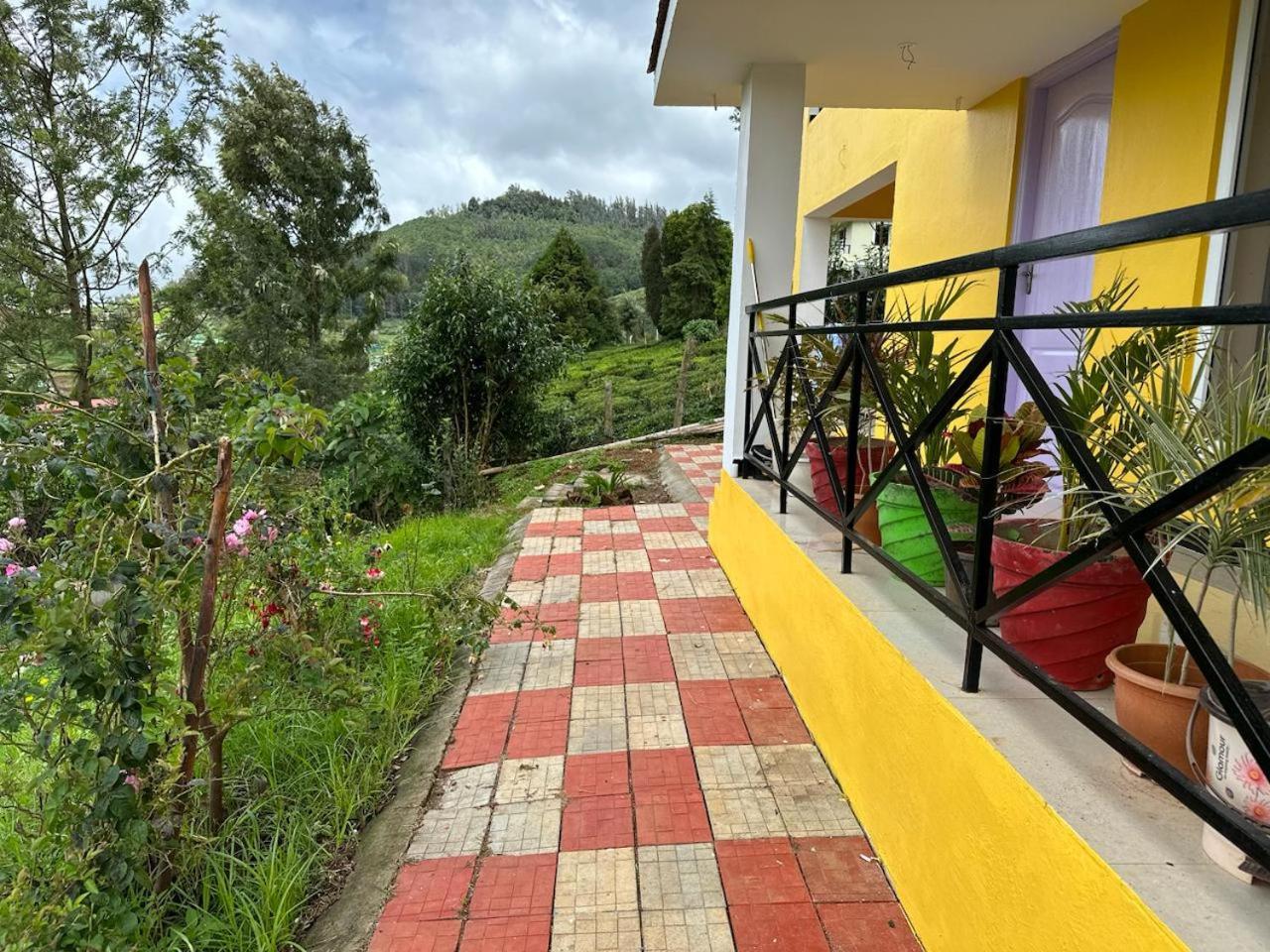 Sky View Villa *