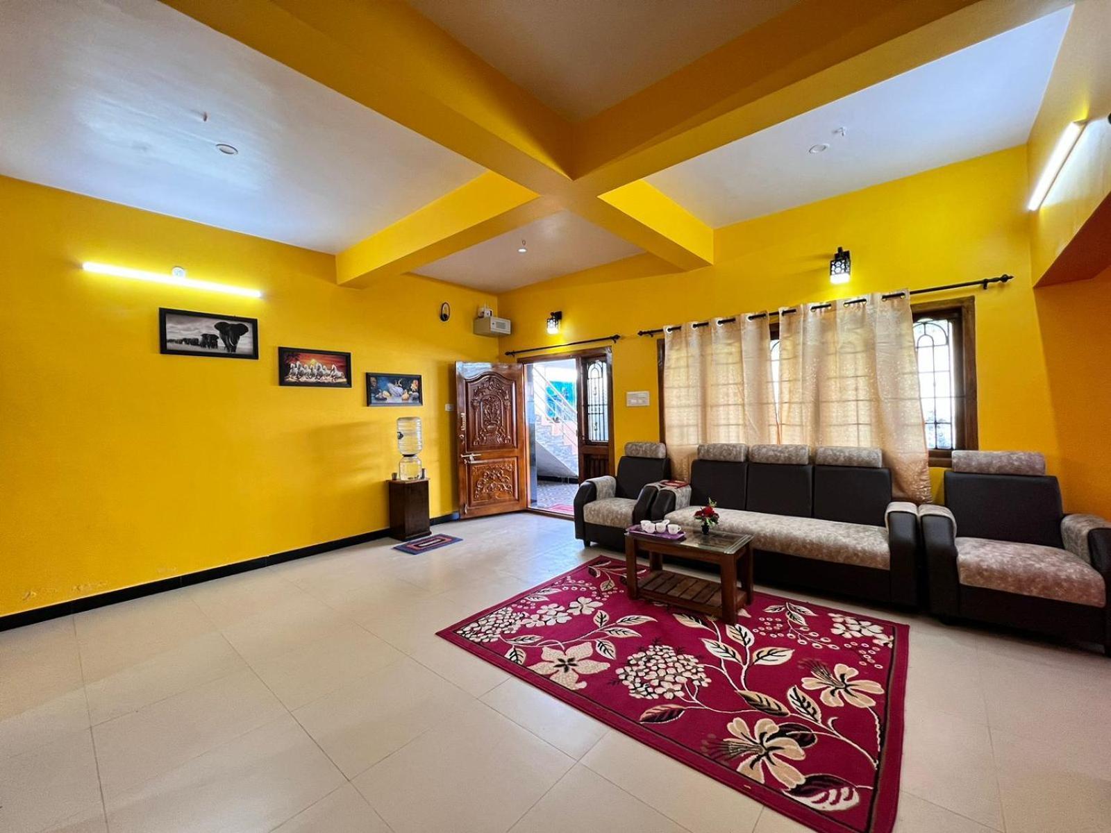 Homestay Golden View