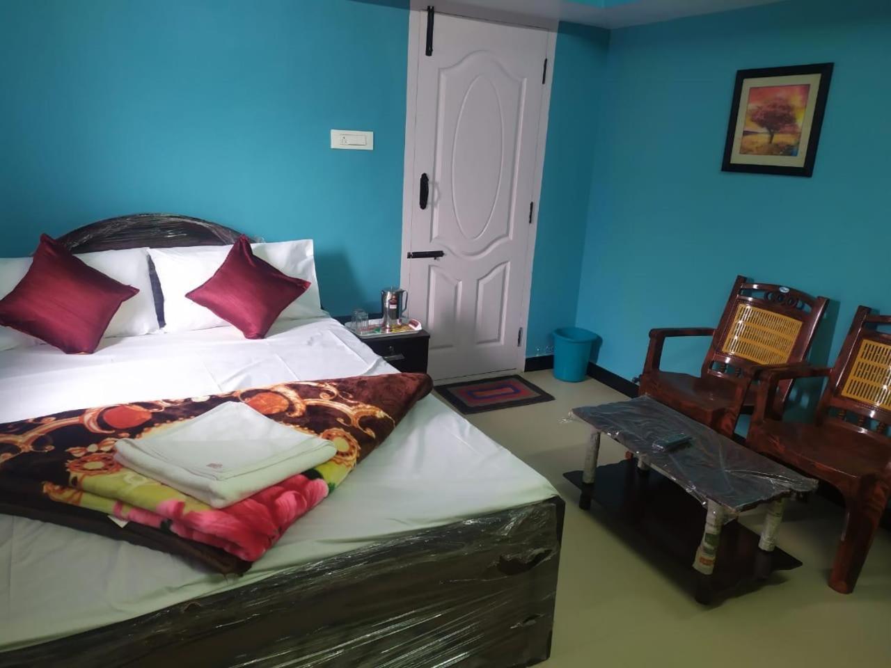 Homestay Golden View *