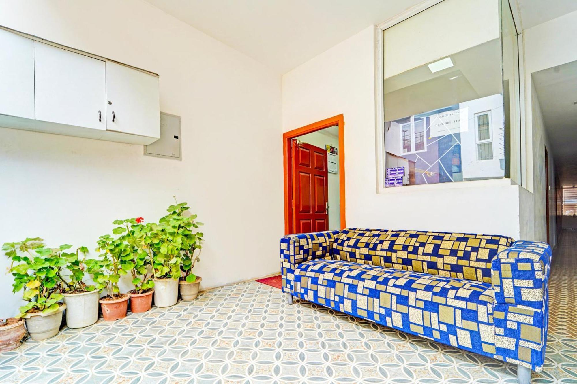 Hotel Super O Vijaynagar Road Formerly Anmol Peace 3*