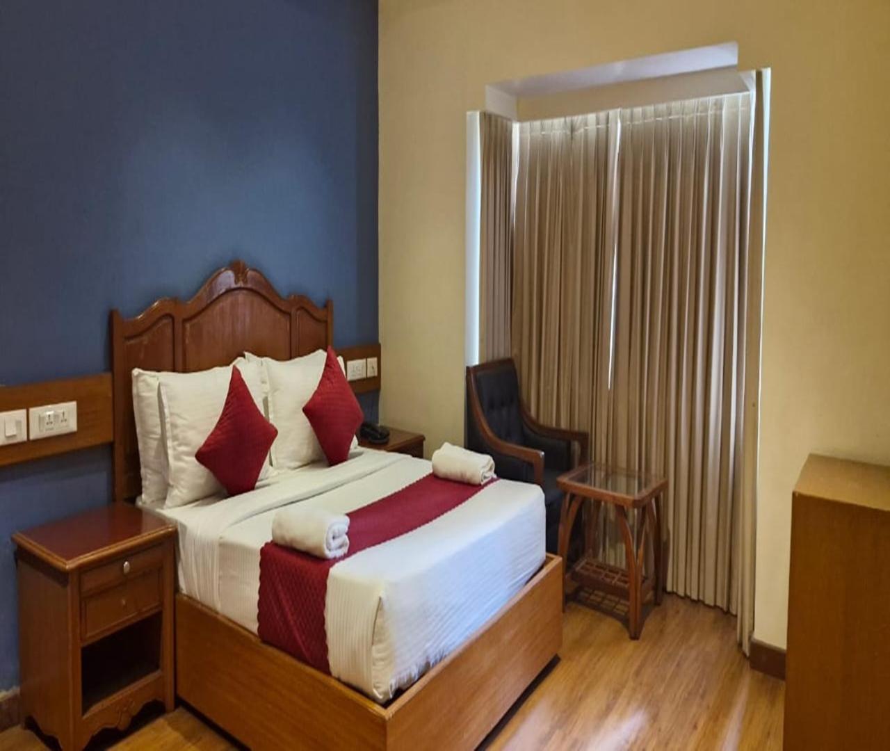 Glanton Manor Hotel Ooty