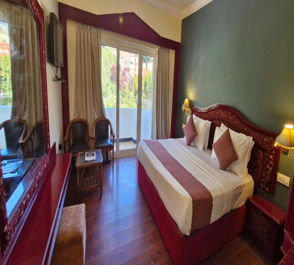 Glanton Manor Hotel
