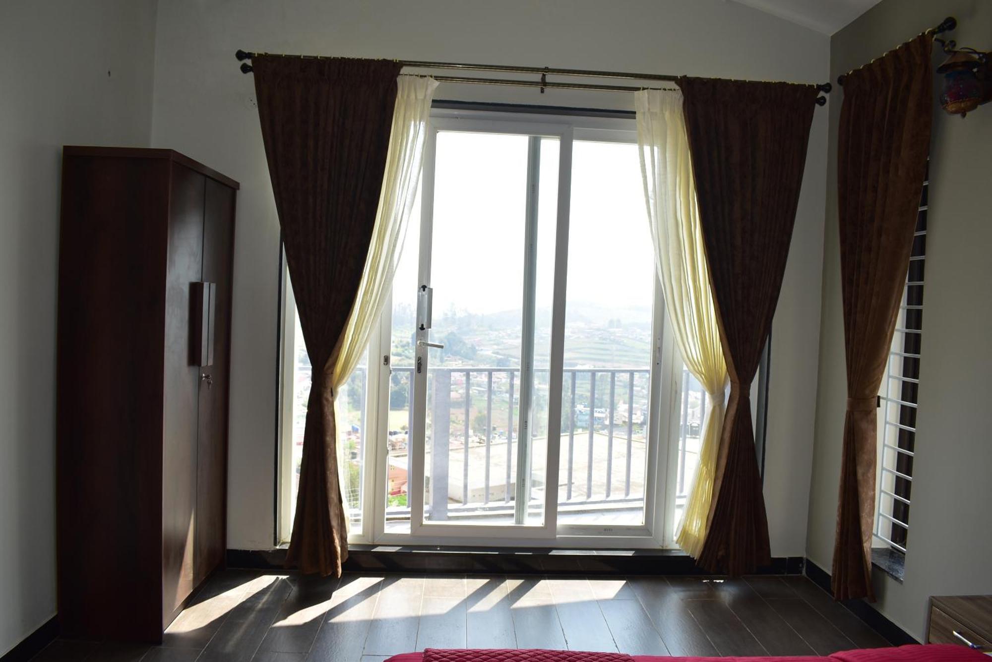 Everfresh High View Apartment