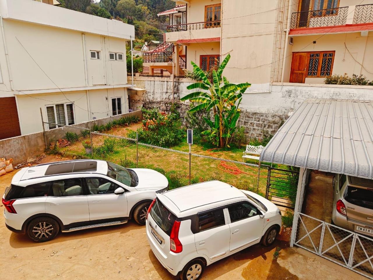 Hotel Lakshmi Ooty
