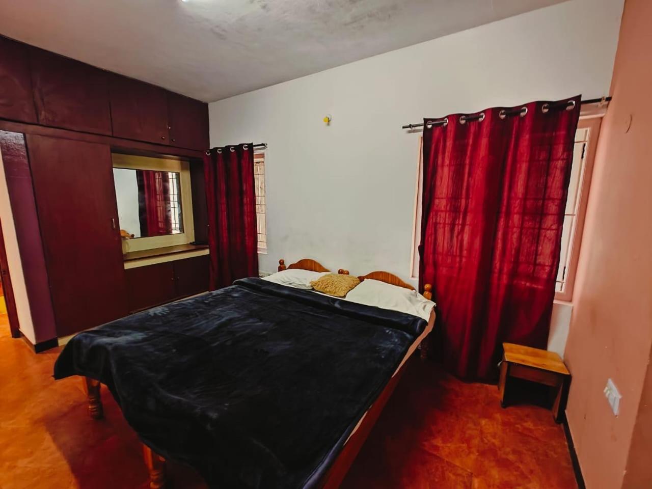 Hotel Lakshmi *