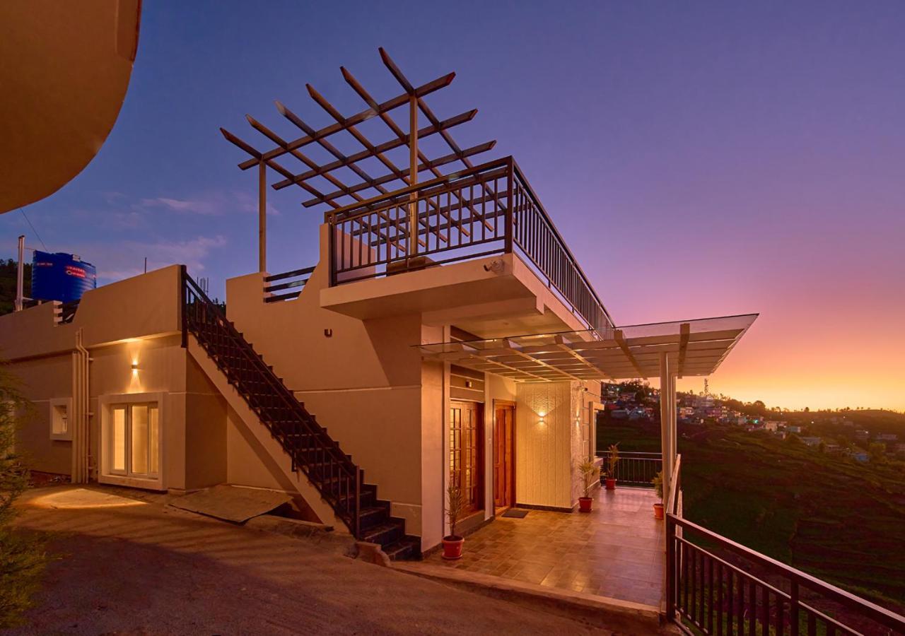 By Voye Homes *