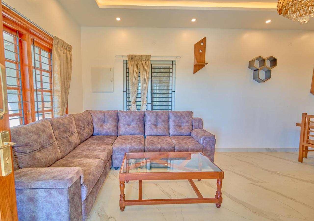 By Voye Homes Homestay Ooty