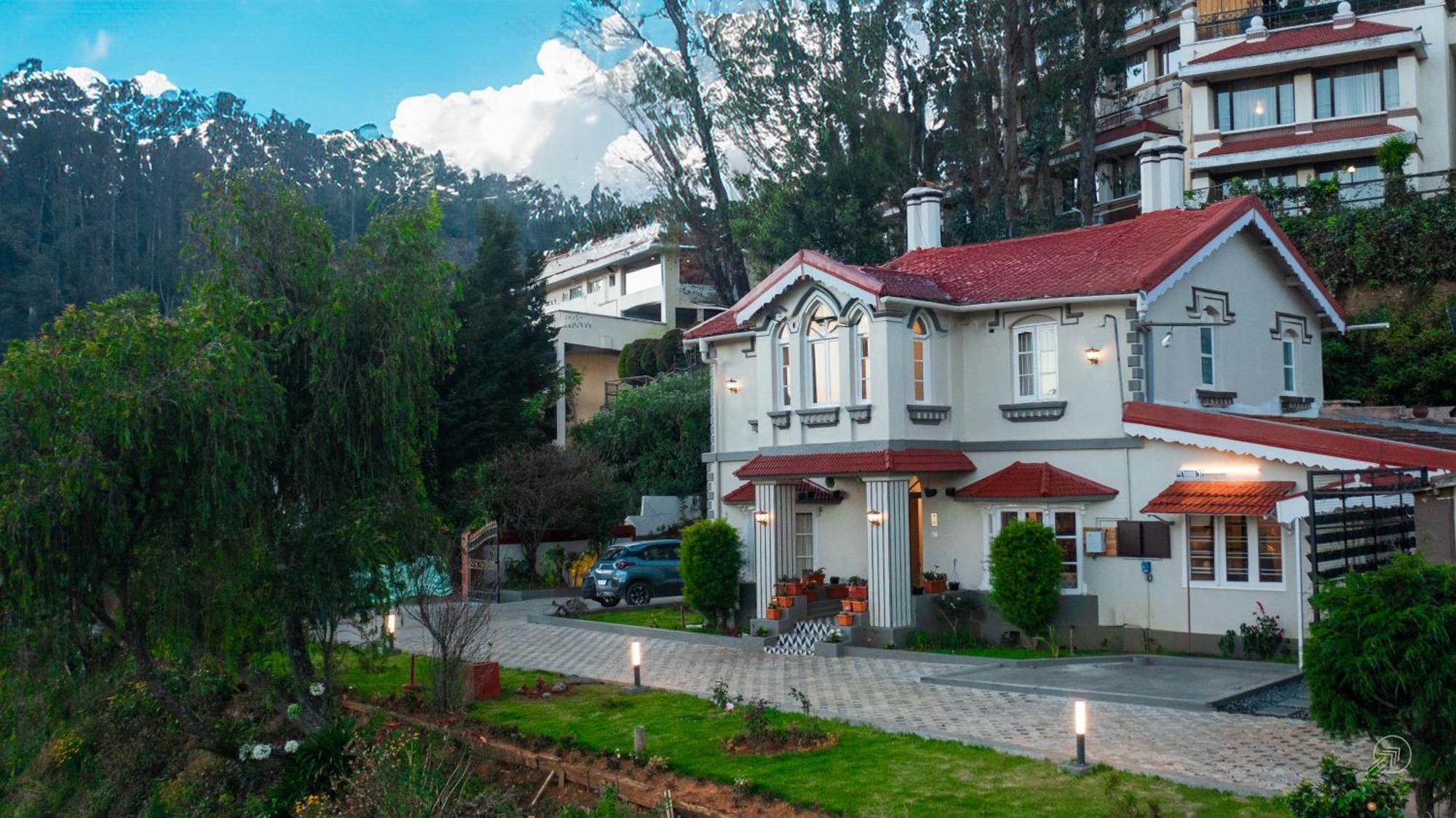 Bed & Breakfast The Humming Bird A Chapter Ooty