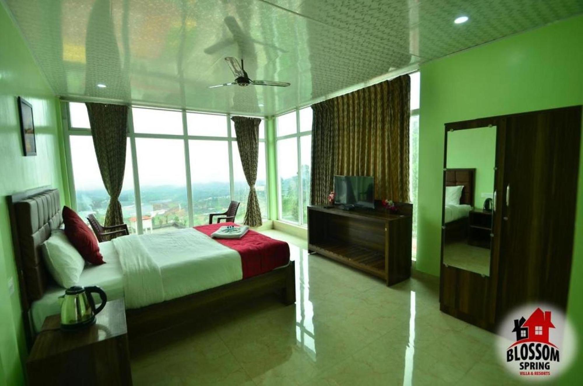 Hotel Blossom Spring 4*