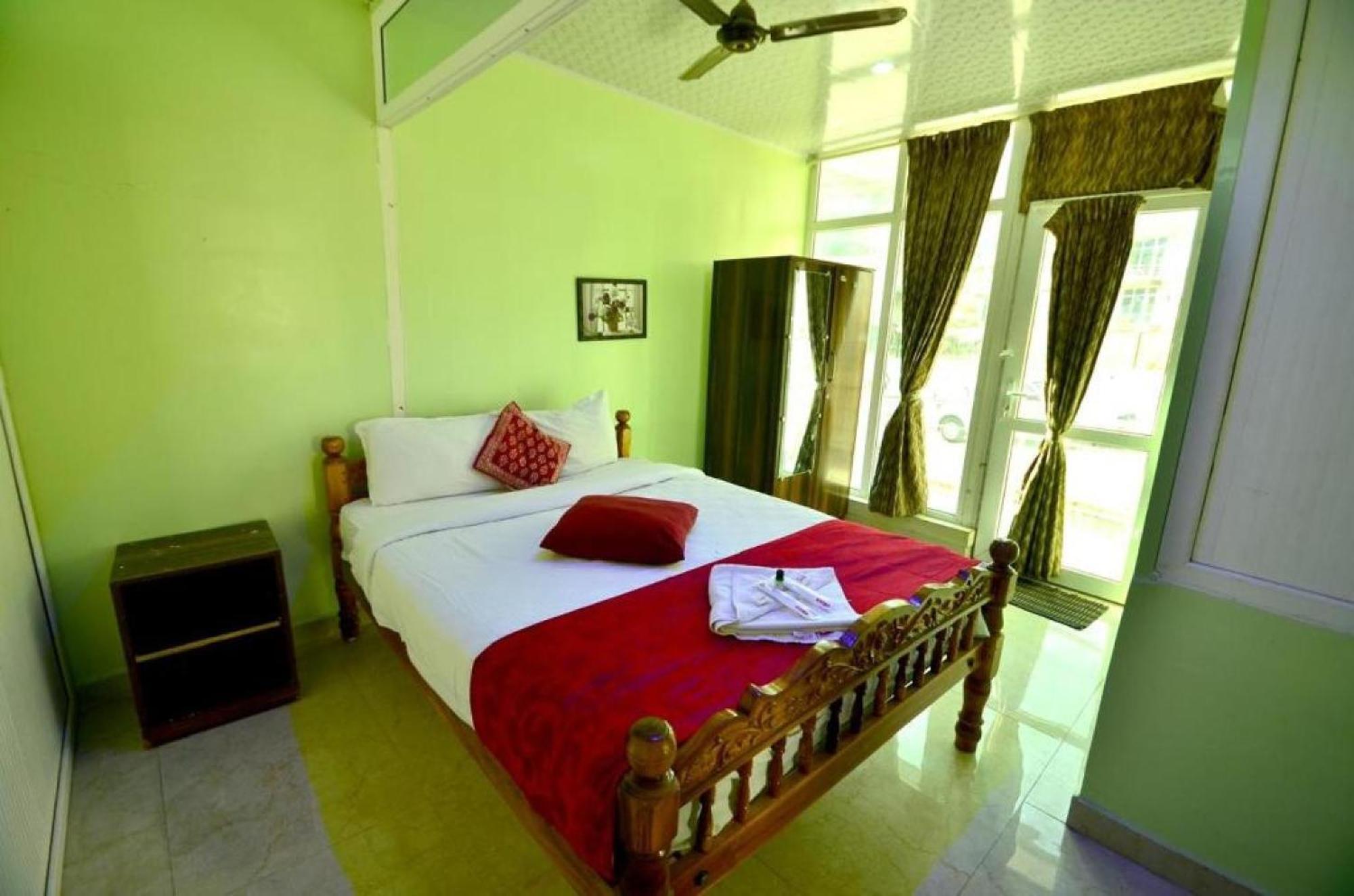 Blossom Spring Hotel 4*