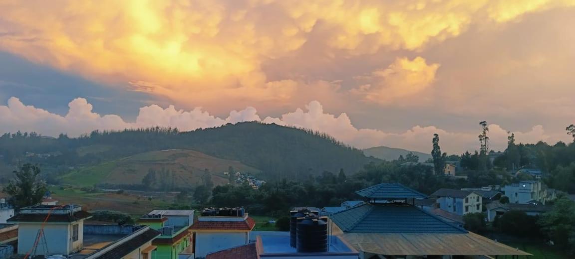 Malaiyur Residency